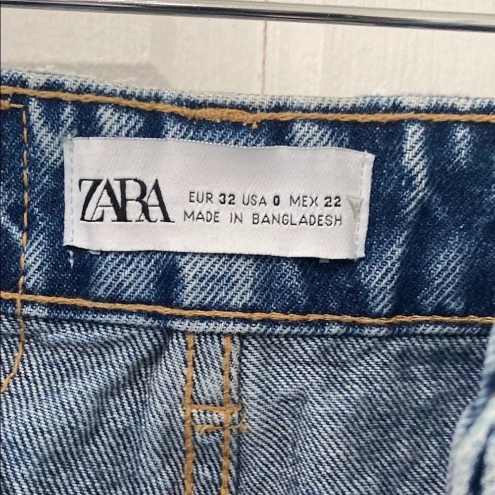 Zara  Button Fly High Rise 5 Pocket Jeans, Size 0